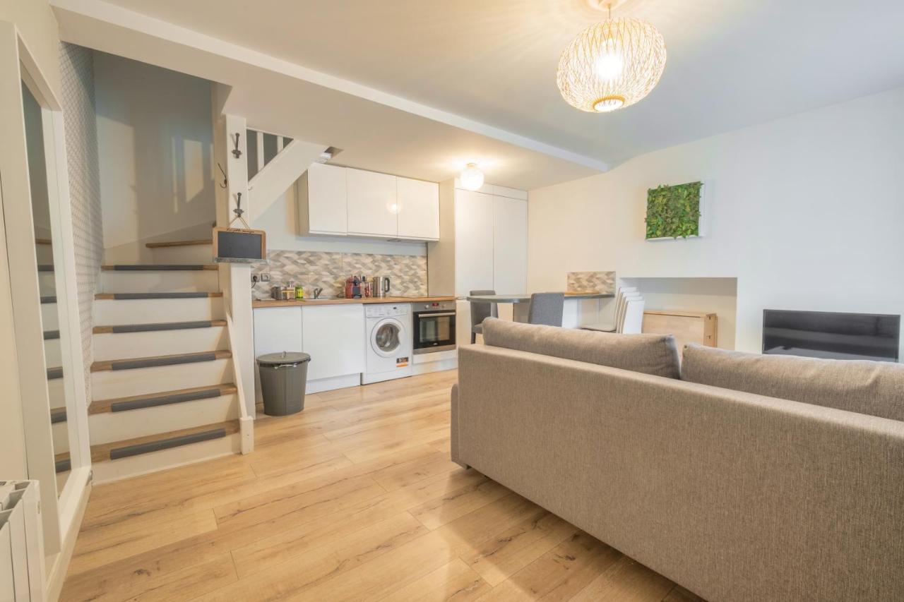 Triplex Cosy Apartment Reims Exterior photo