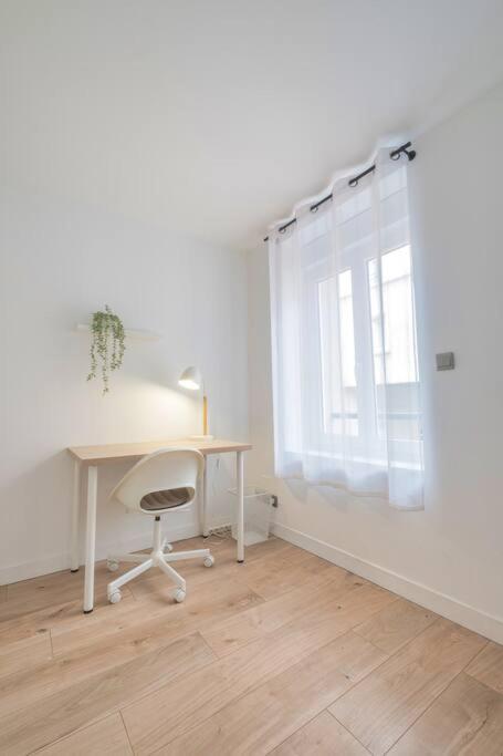 Triplex Cosy Apartment Reims Exterior photo